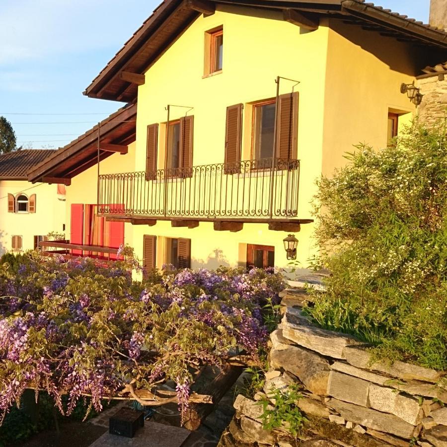 Wisteria House - Holiday Apartment Cadenazzo 외부 사진